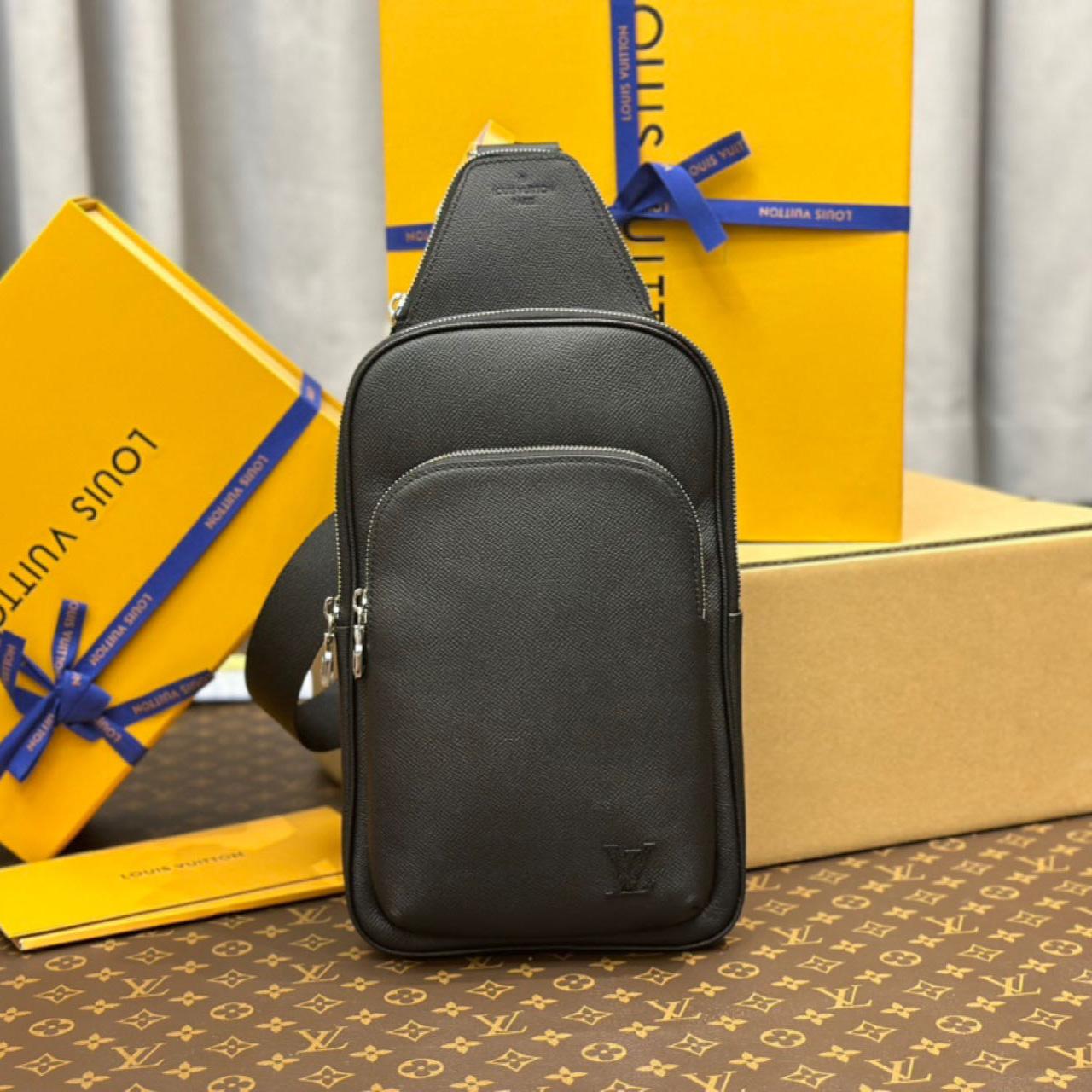 Louis Vuitton Avenue Slingbag NM    M30863 - DopestKickz