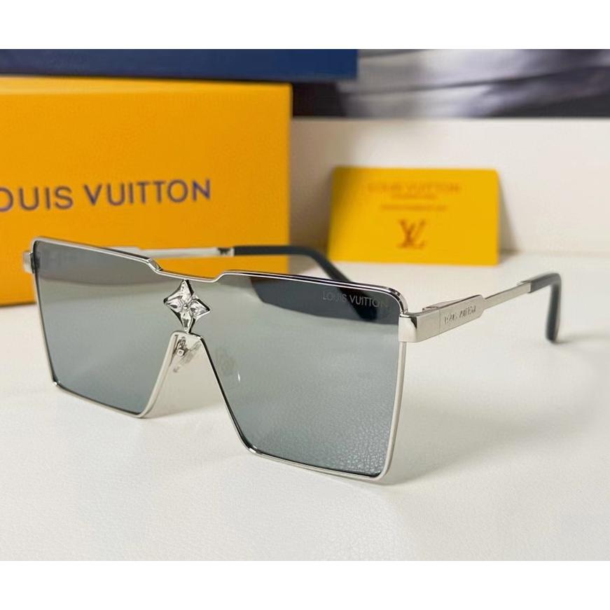 Louis Vuitton  Sunglasses    - DopestKickz