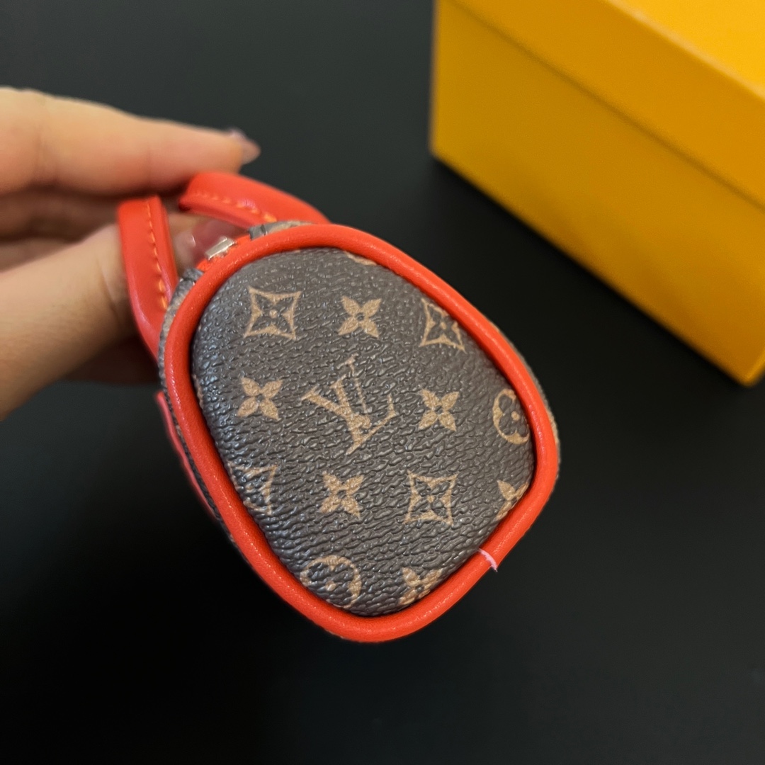 Louis Vuitton LV Colormania Mini Keepall Pouch   M01521 - DopestKickz