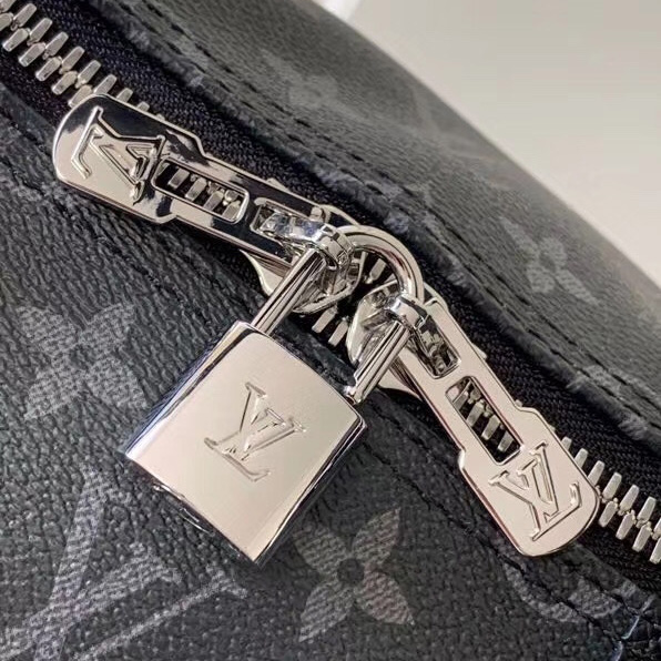 Louis Vuitton Keepall Bandouliere 50   (50x29x22cm) - DopestKickz