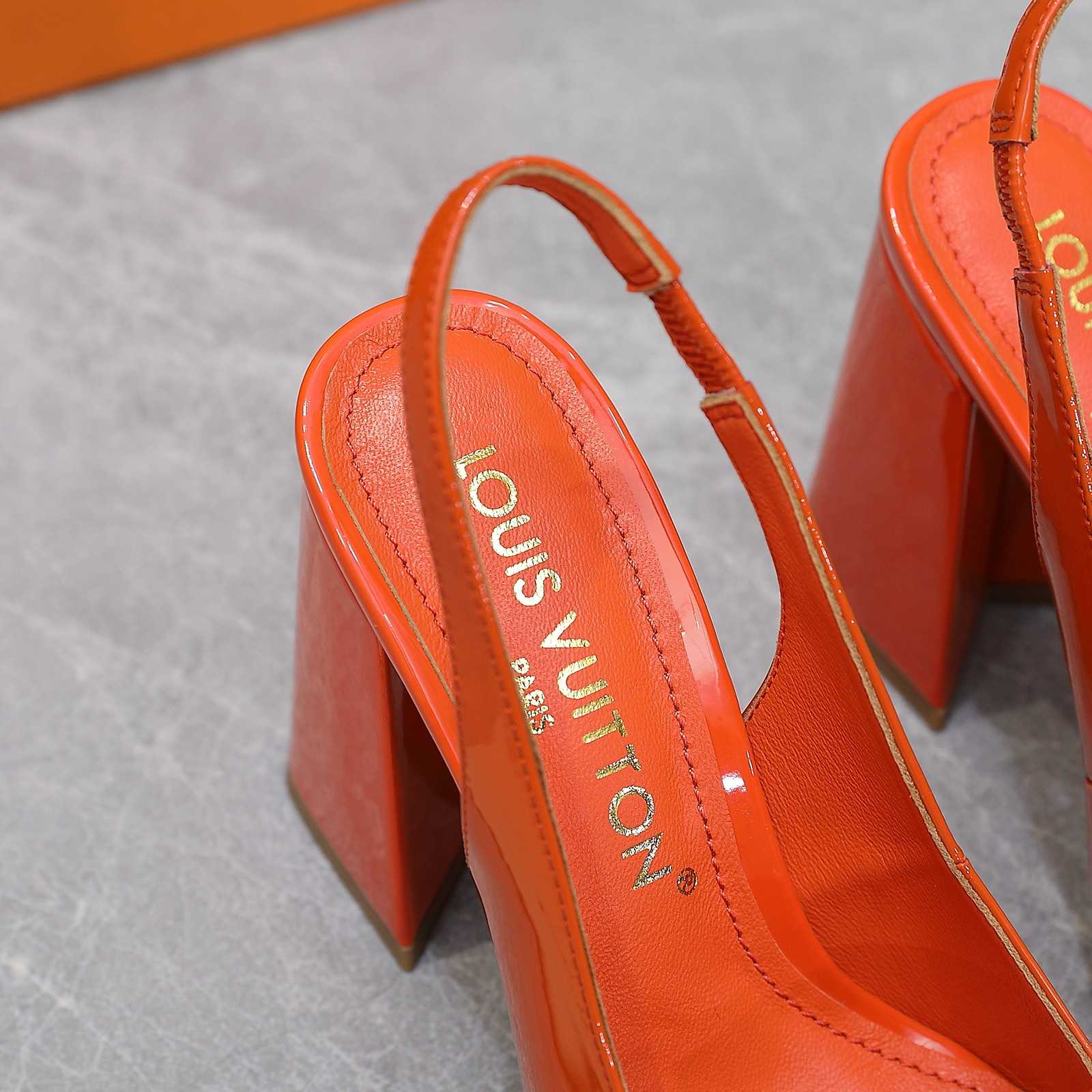 Louis Vuitton Shake Slingback Pump        - DopestKickz