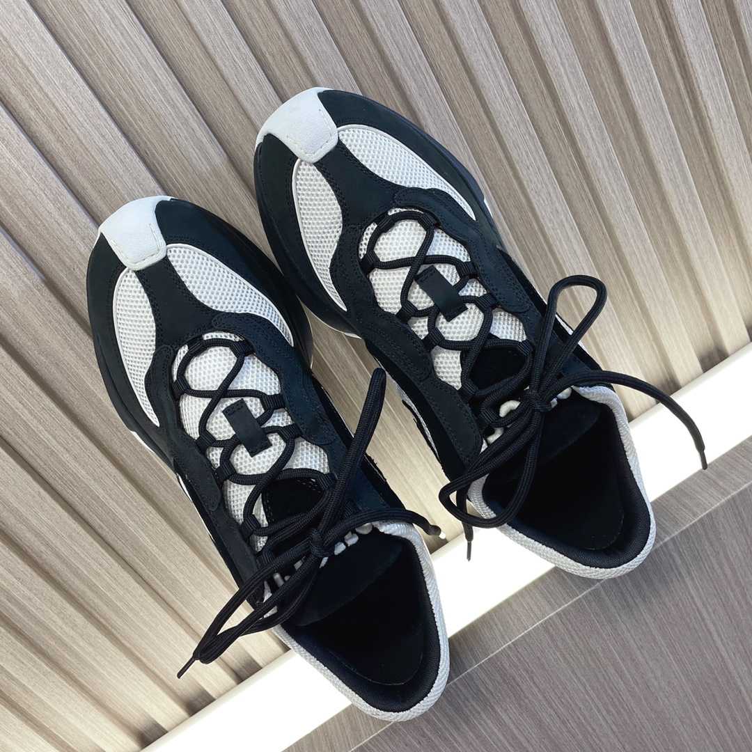 Gucci Run Sneaker - DopestKickz