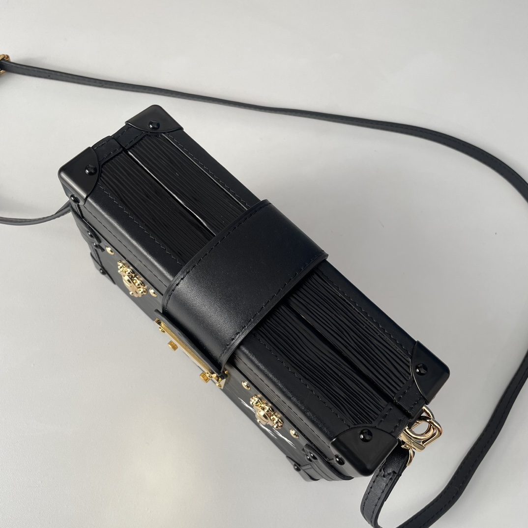 Louis Vuitton Petite Malle     M59179 - DopestKickz