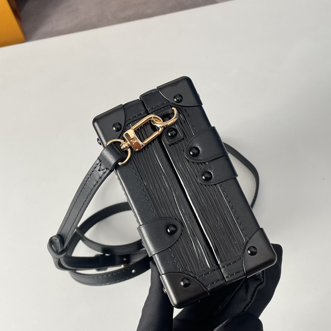 Louis Vuitton Petite Malle     M59179 - DopestKickz