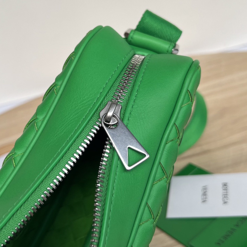 Bottega Veneta Intrecciato Duo Bag - DopestKickz