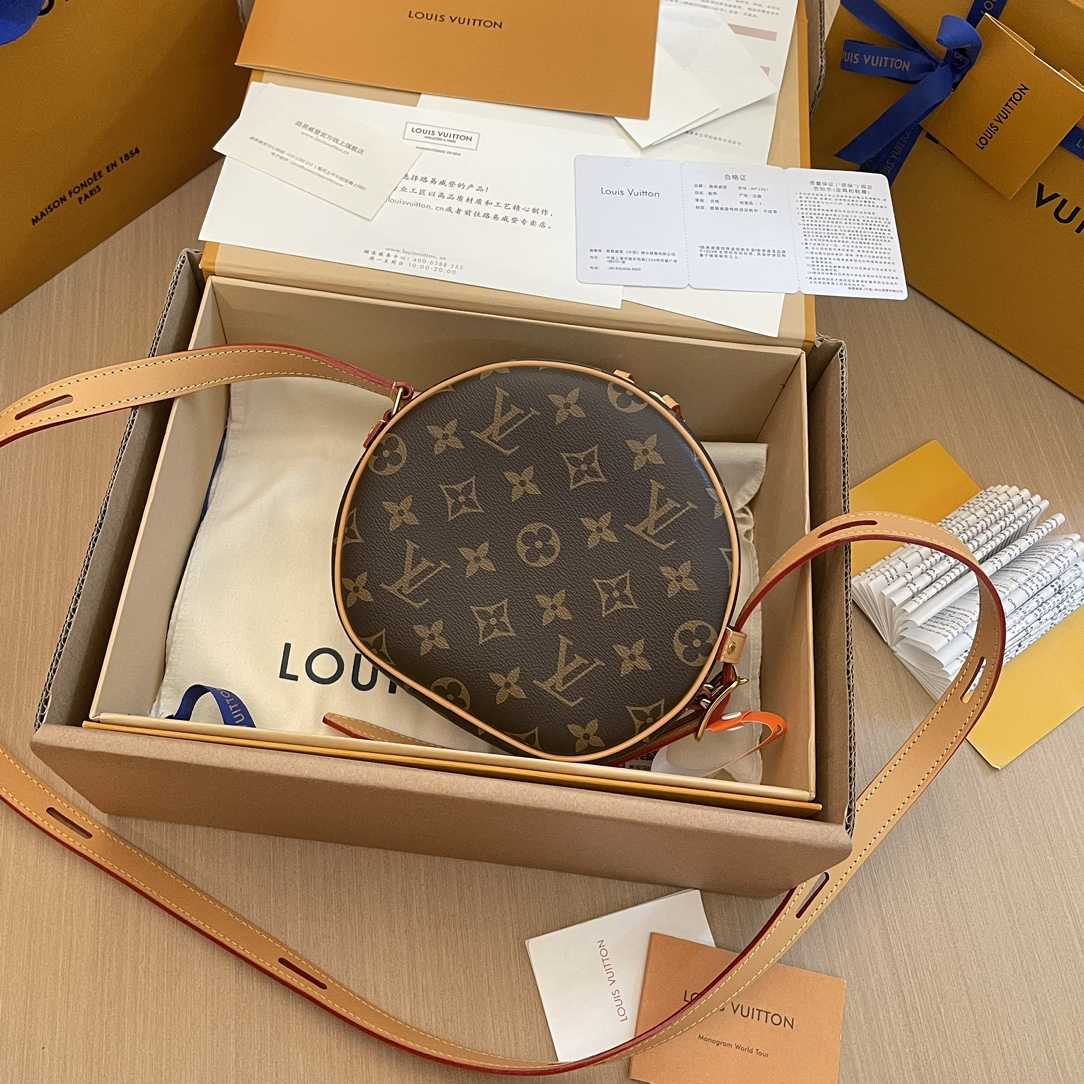 Louis Vuitton Boite Chapeau Souple PM (17x18x7cm)  M45578 - DopestKickz