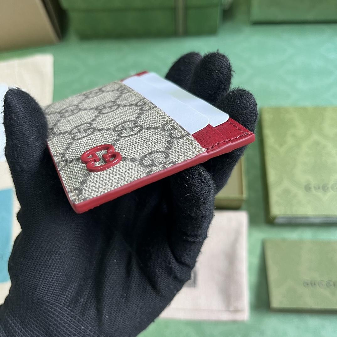 Gucci Card Case With GG Detail - DopestKickz