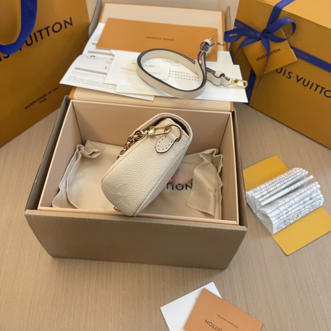 Louis Vuitton Wallet On Chain Ivy (23.5x12x4.3cm)  M82210 - DopestKickz