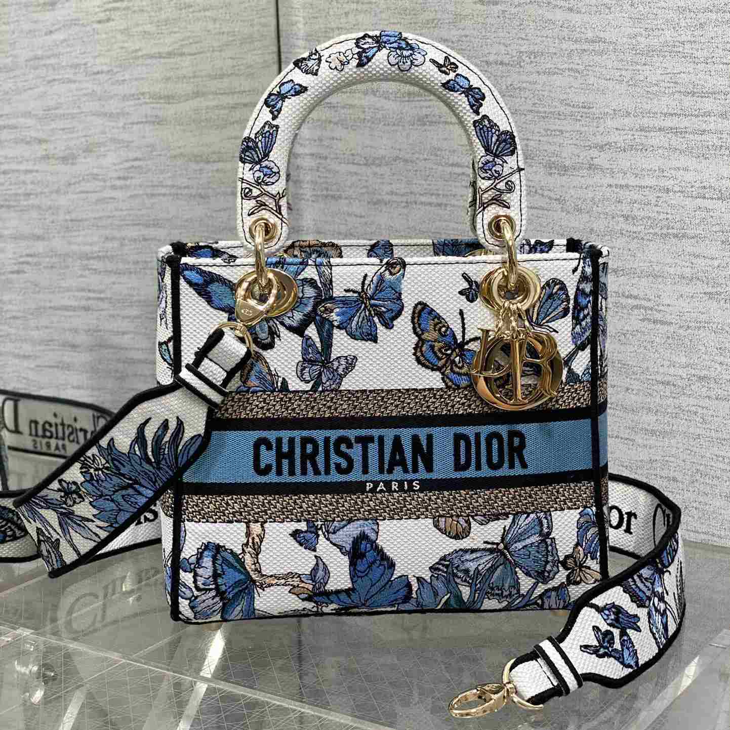Dior Medium Lady D-lite Bag - DopestKickz