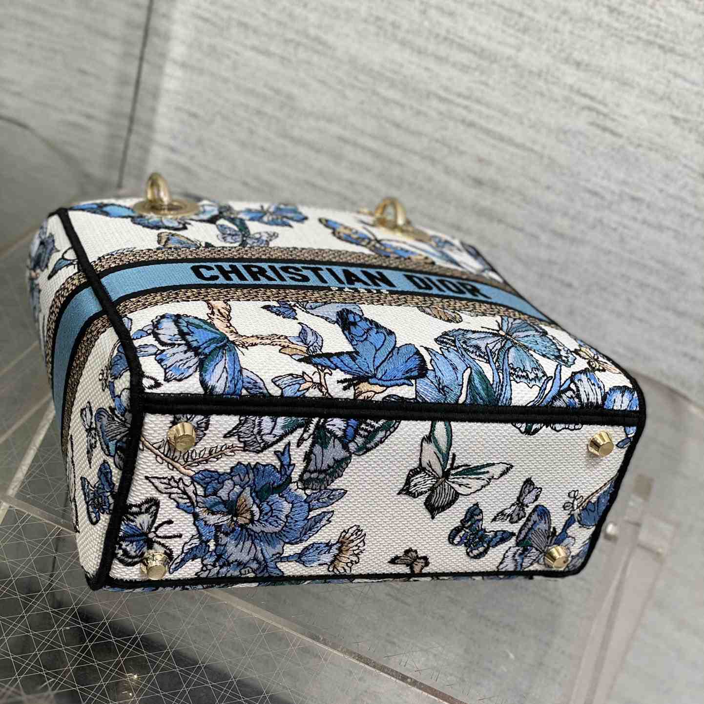 Dior Medium Lady D-lite Bag - DopestKickz