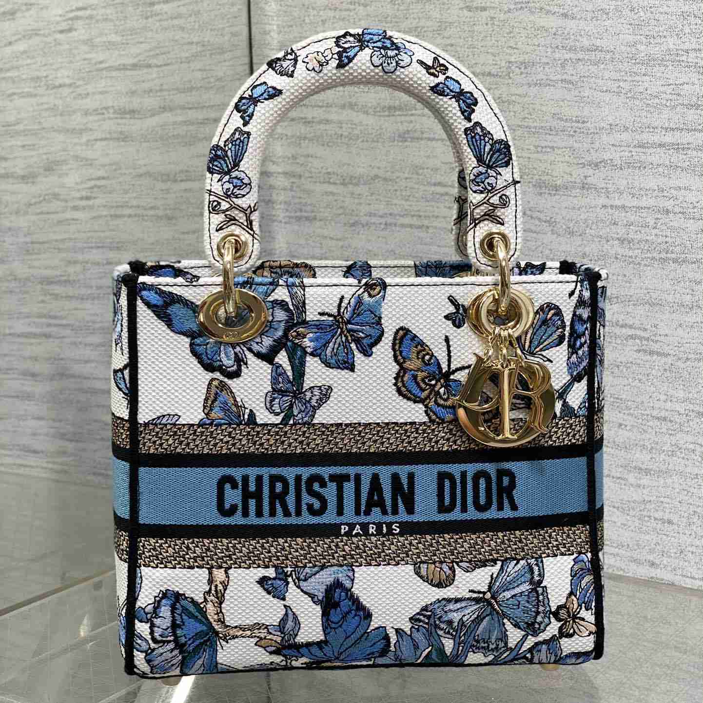 Dior Medium Lady D-lite Bag - DopestKickz