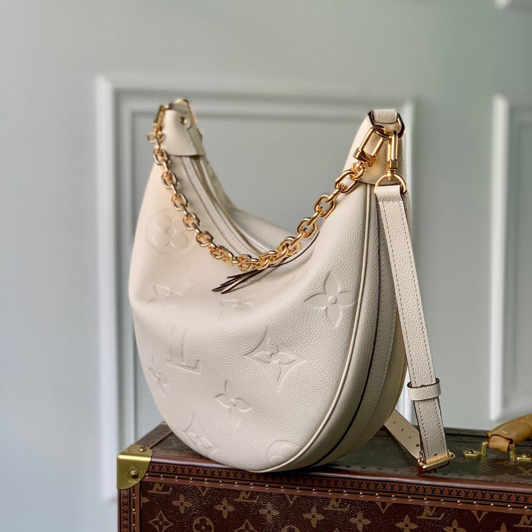 Louis Vuitton Loop Hobo  (38-26-10cm)   M46739 - DopestKickz