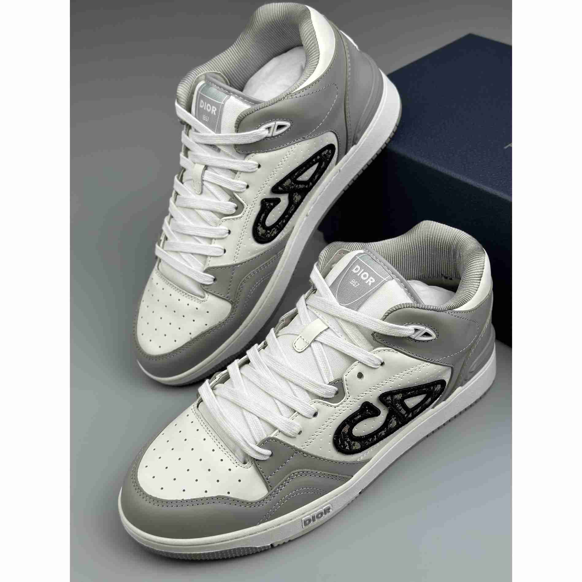Dior B57 Mid-top Sneaker - DopestKickz