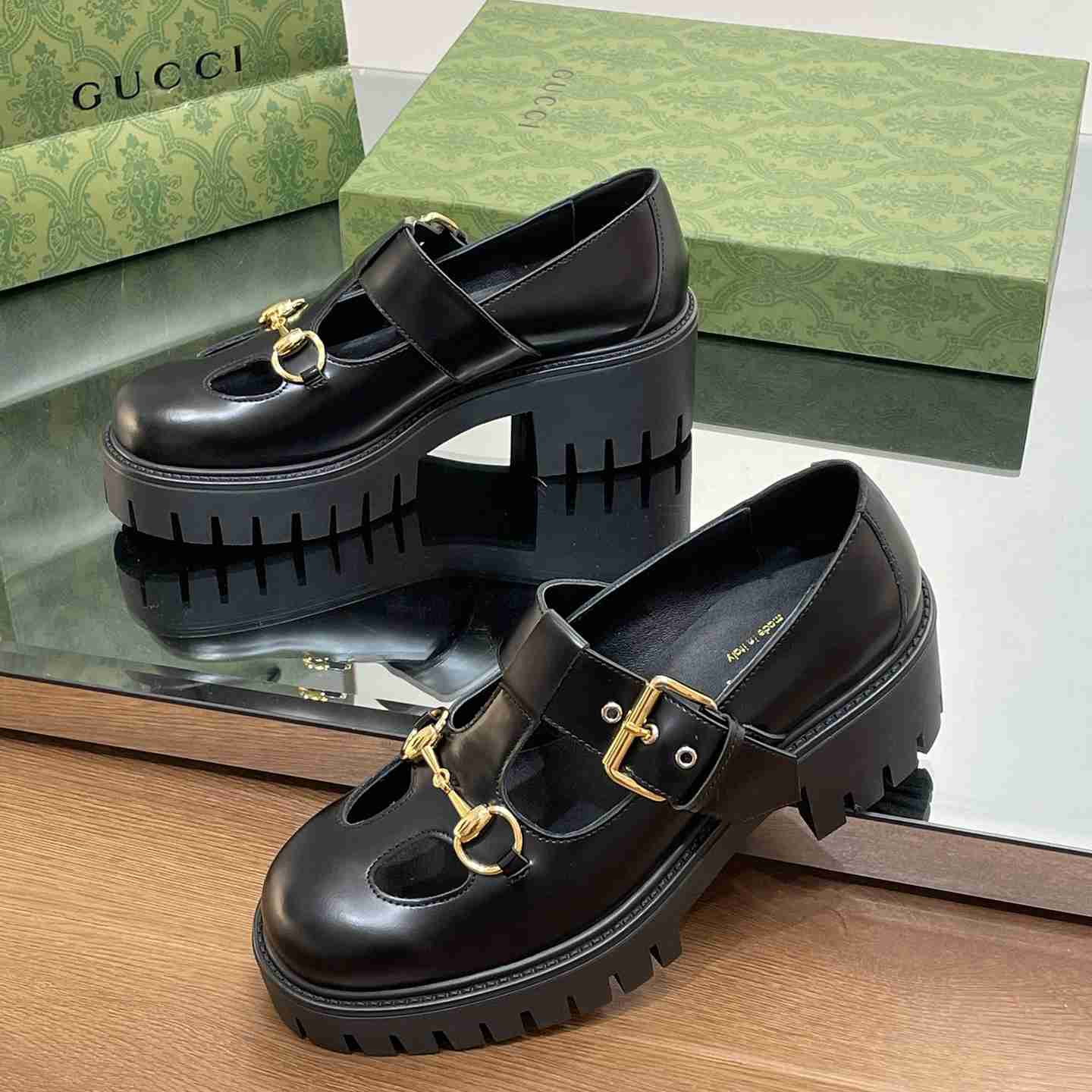Gucci Women's Loafer With Horsebit - DopestKickz