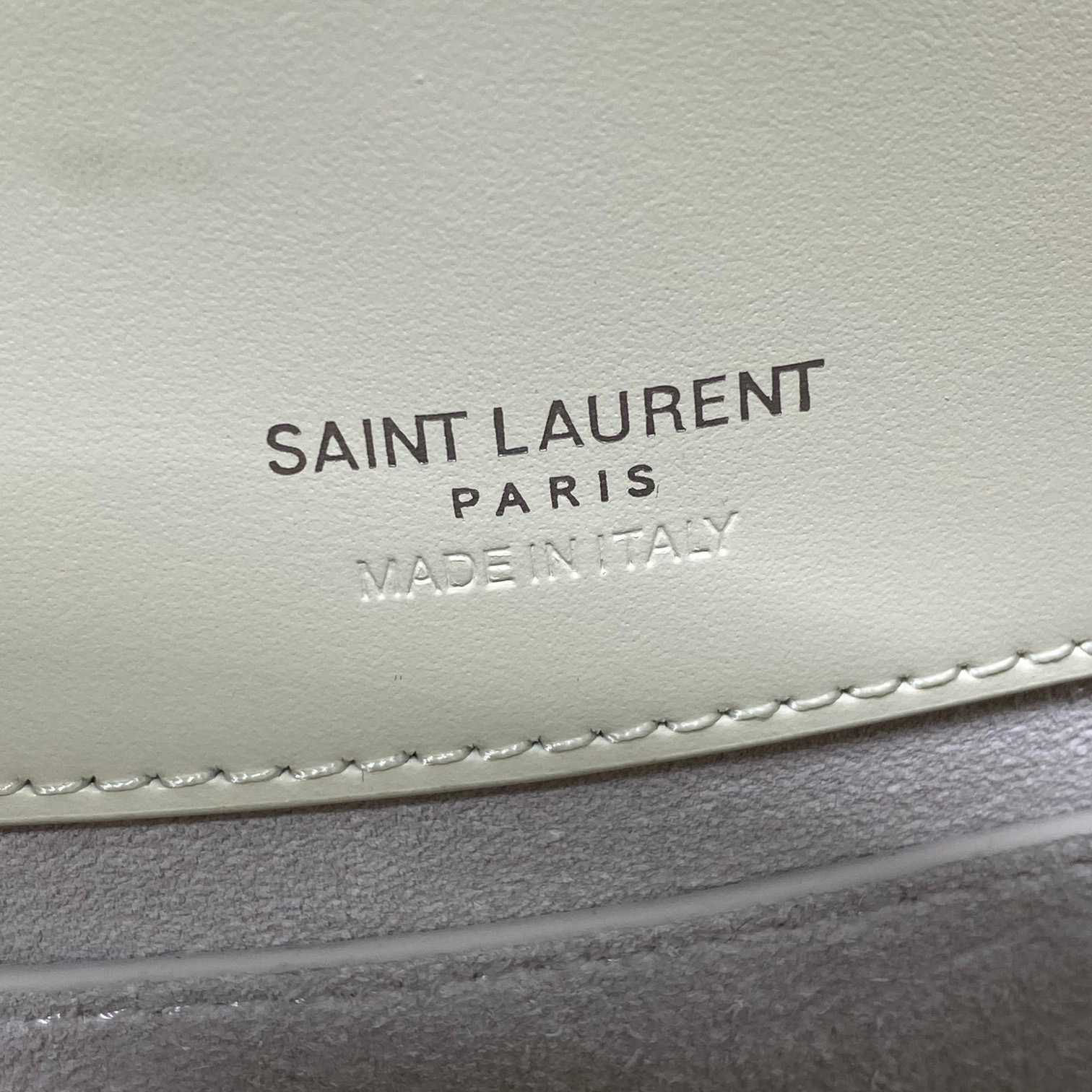Saint Laurent Le 37 Small In Shiny Leather - DopestKickz