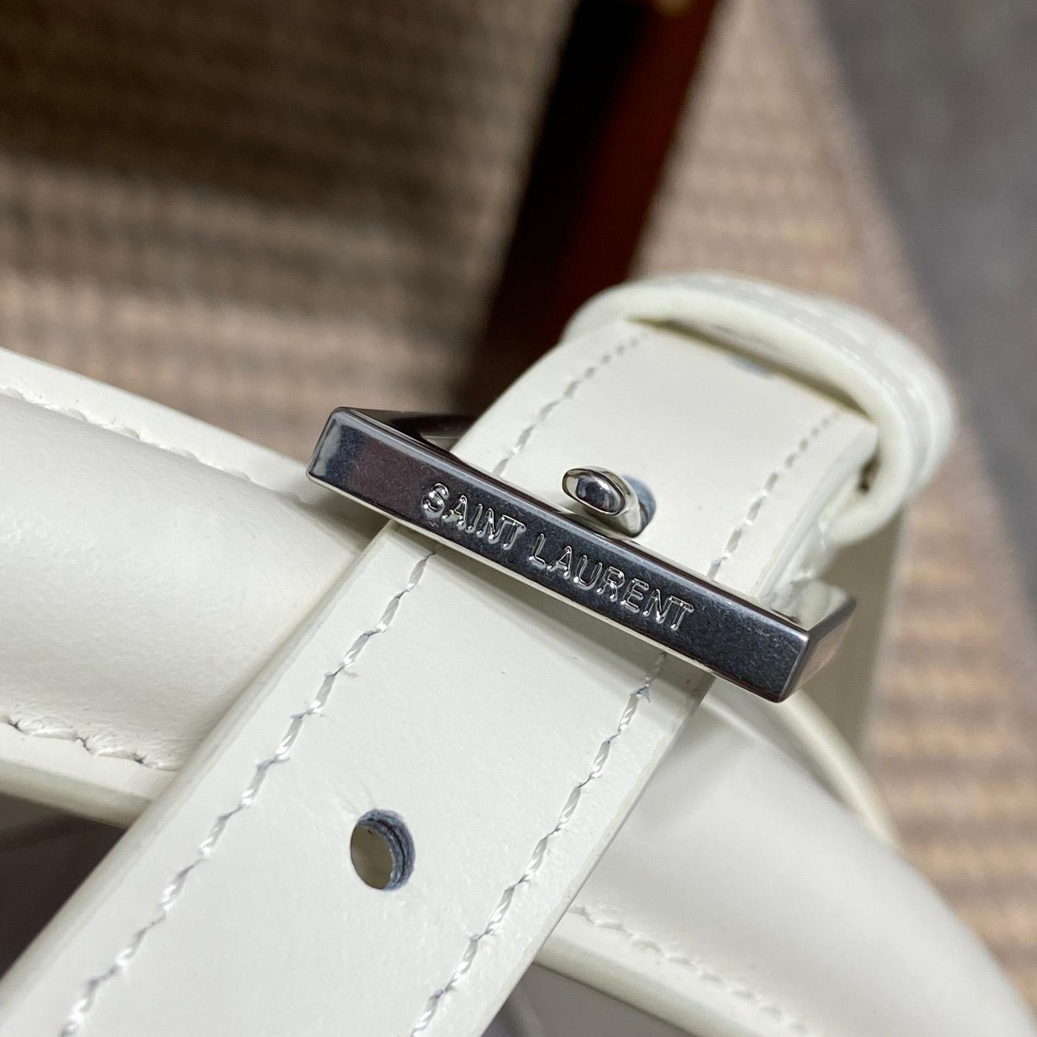 Saint Laurent Le 37 Small In Shiny Leather - DopestKickz