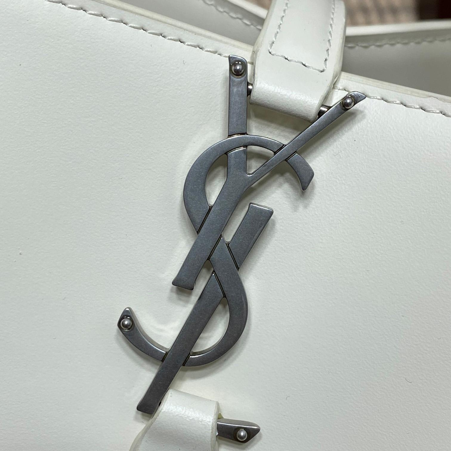 Saint Laurent Le 37 Small In Shiny Leather - DopestKickz