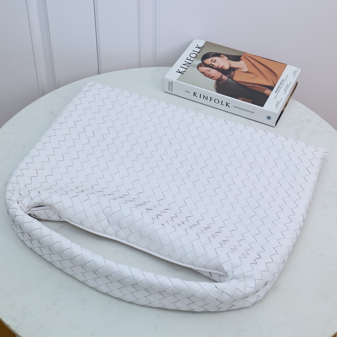 Bottega Veneta Large Hop - DopestKickz