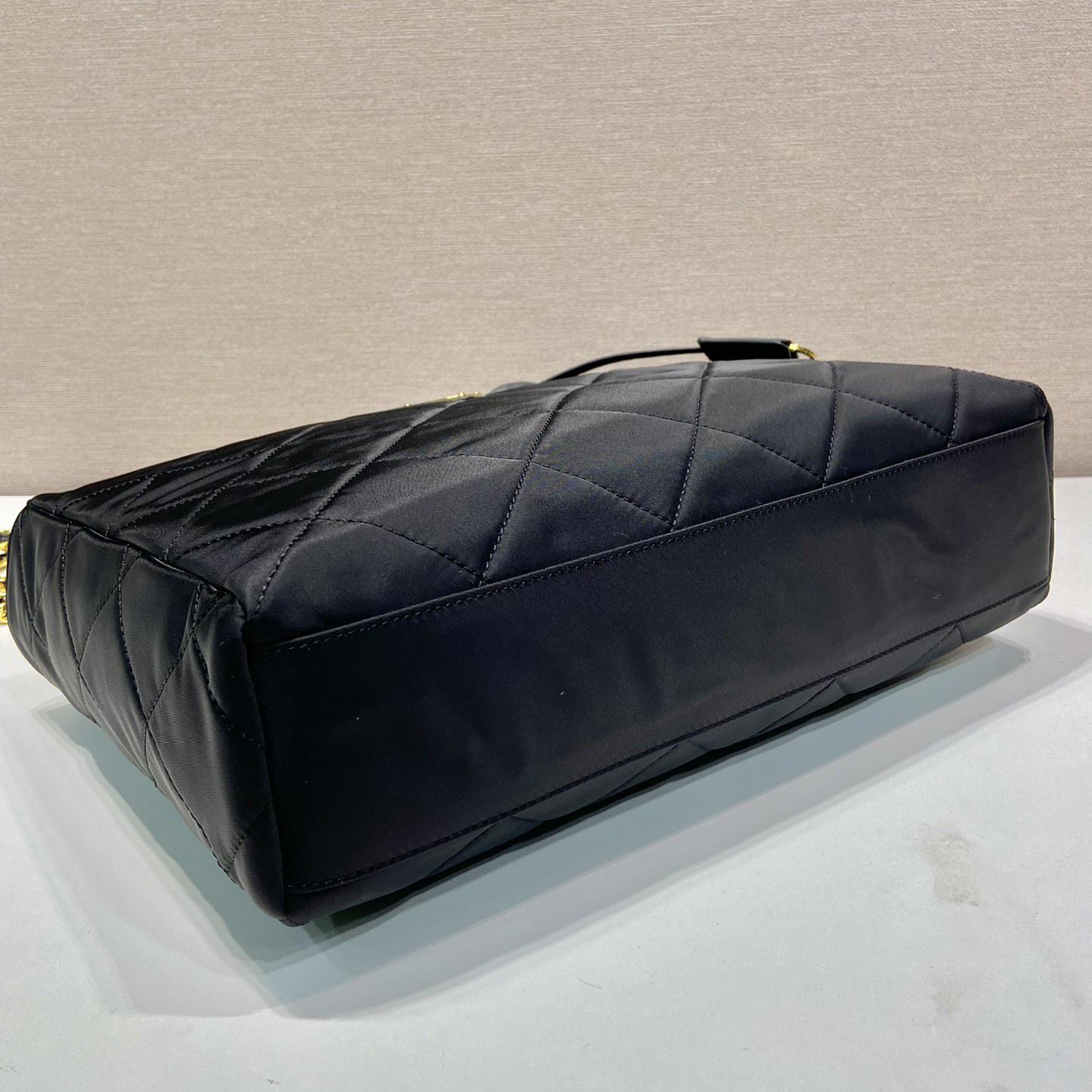 Prada Re-Edition 1995 Chaine Large Re-Nylon Bag - DopestKickz