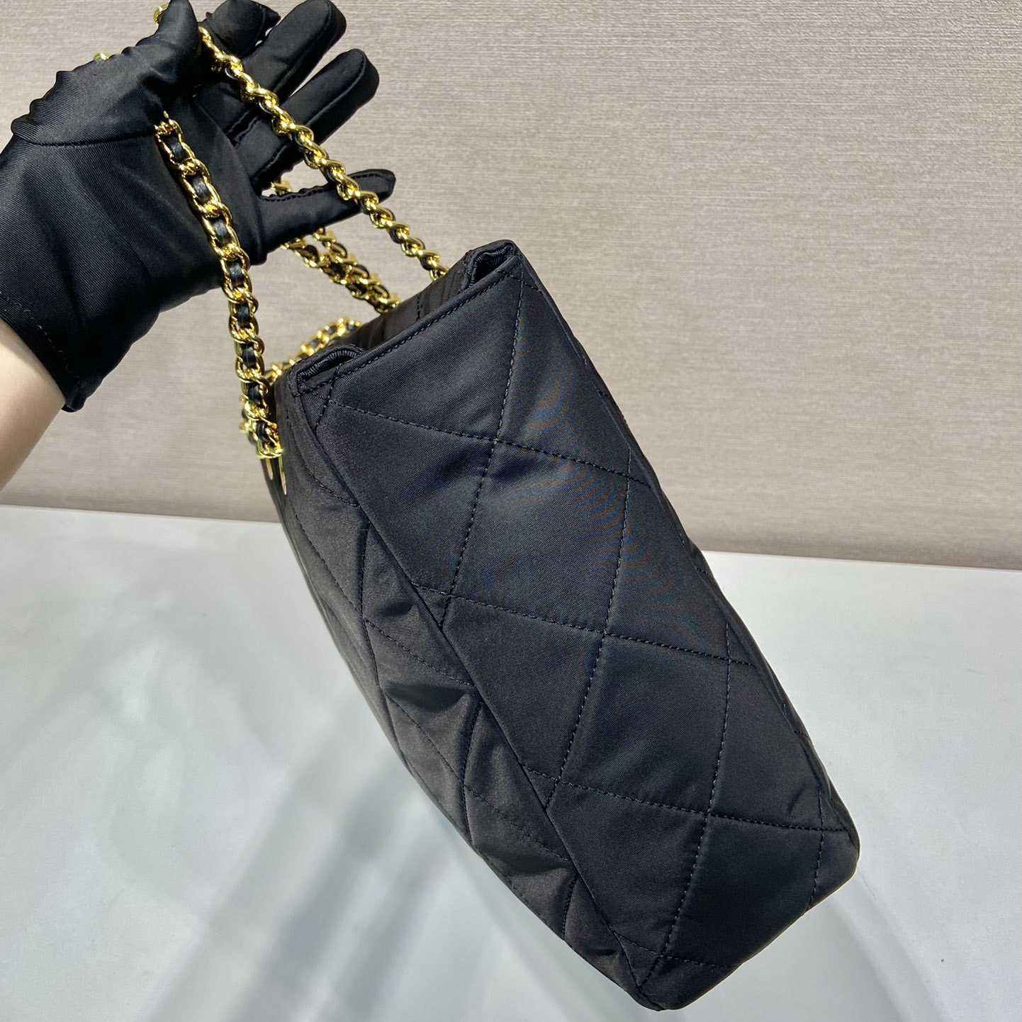 Prada Re-Edition 1995 Chaine Large Re-Nylon Bag - DopestKickz