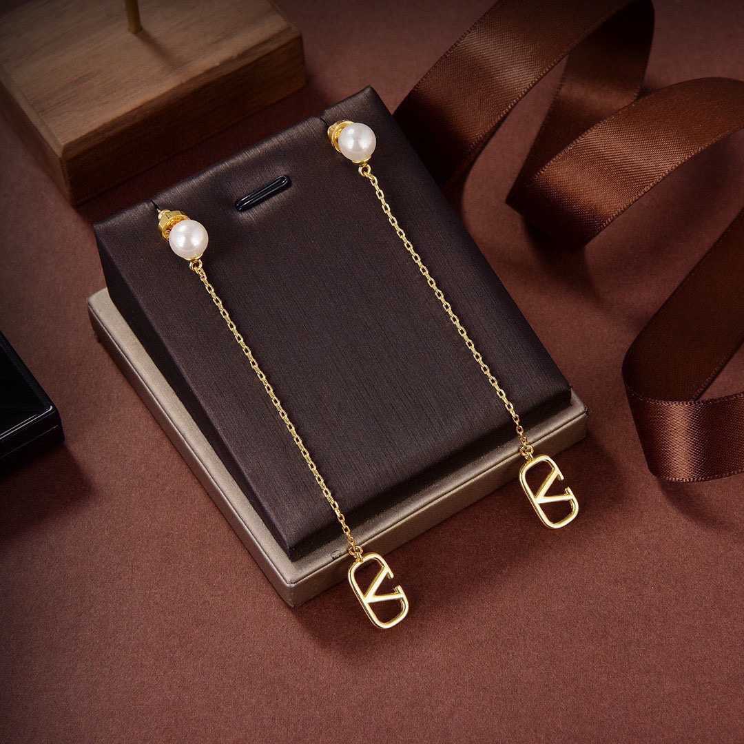 Valenti Garavani V Logo & Faux Pearl Pendant Earrings - DopestKickz