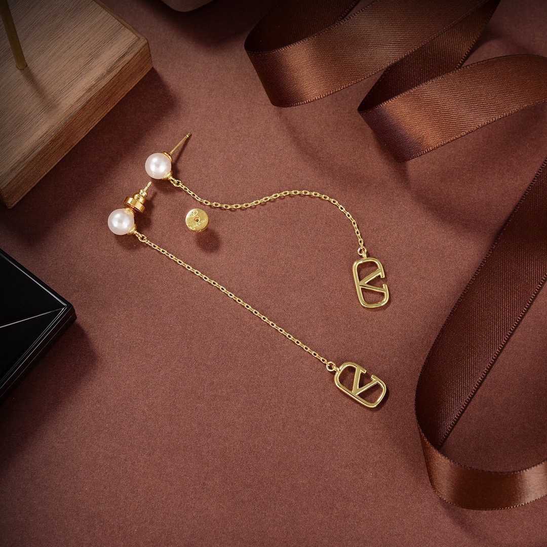 Valenti Garavani V Logo & Faux Pearl Pendant Earrings - DopestKickz