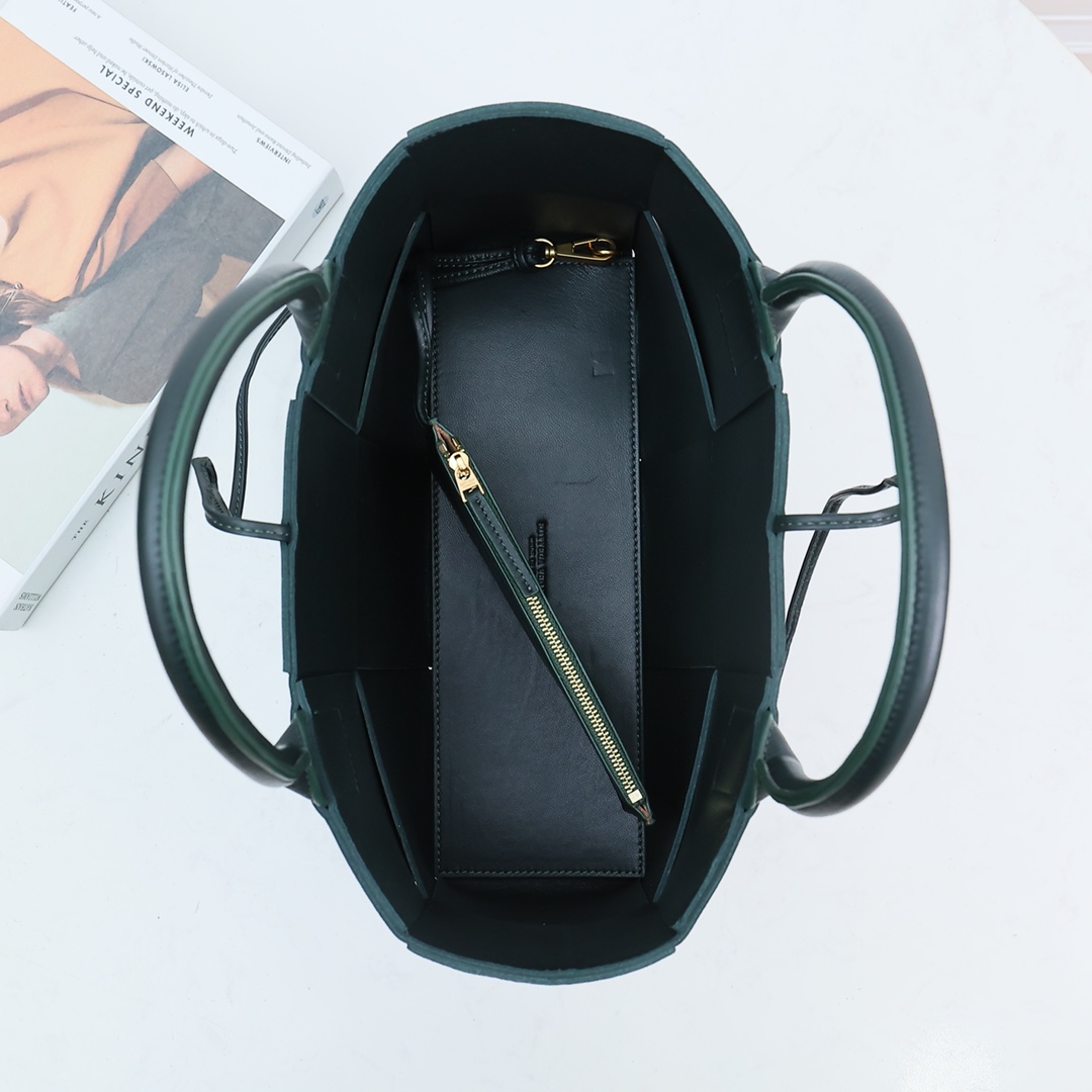 Bottega Veneta Small Arco Tote Bag - DopestKickz