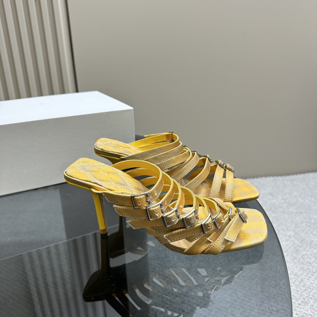 Burberry Check Cotton Step Sandals - DopestKickz