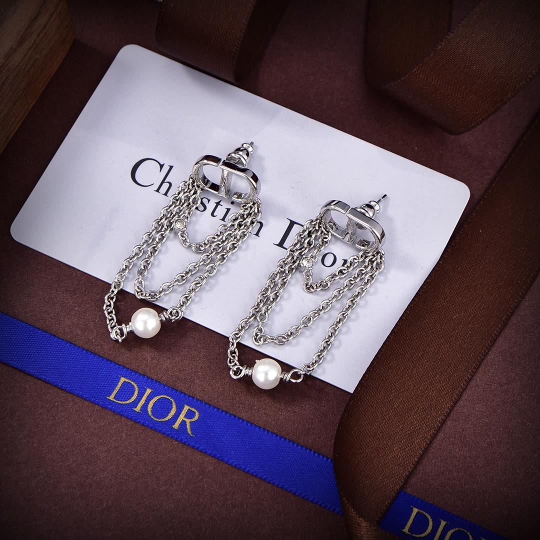 Dior Petit CD Earrings  - DopestKickz