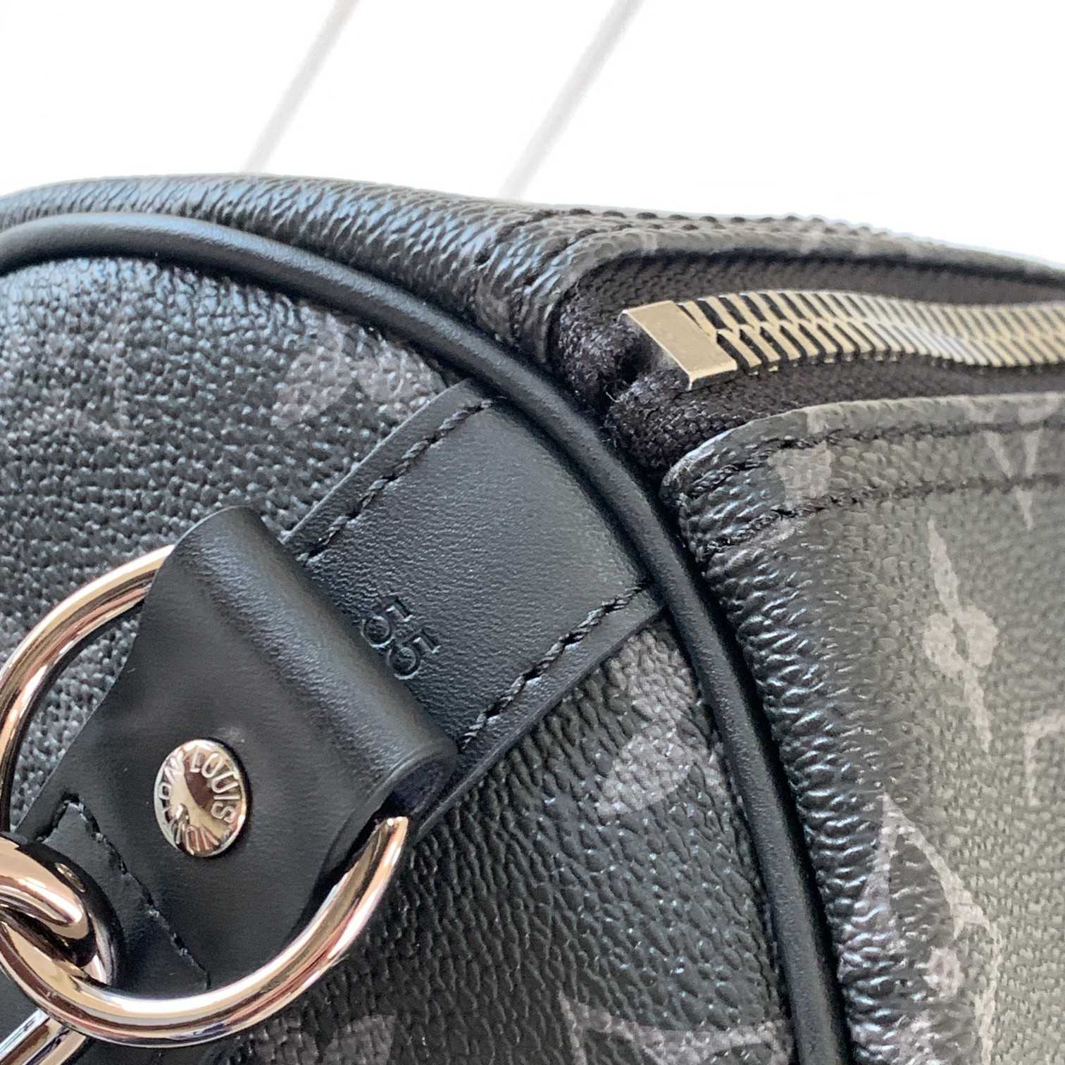 Louis Vuitton Keepall Bandouliere 55   M40605 - DopestKickz