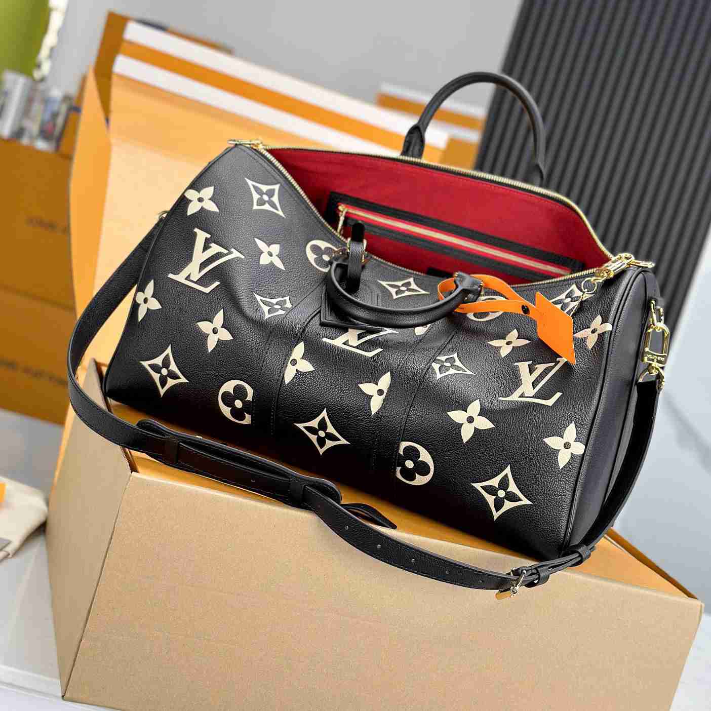 Louis Vuitton Keepall Bandoulière 45   M46670 - DopestKickz