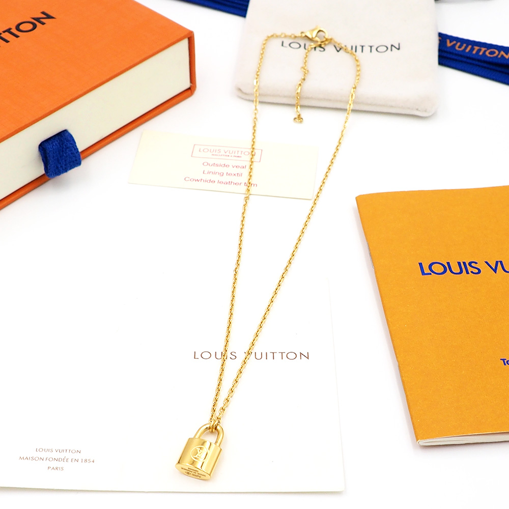Louis Vuitto Lockit Pendant - DopestKickz
