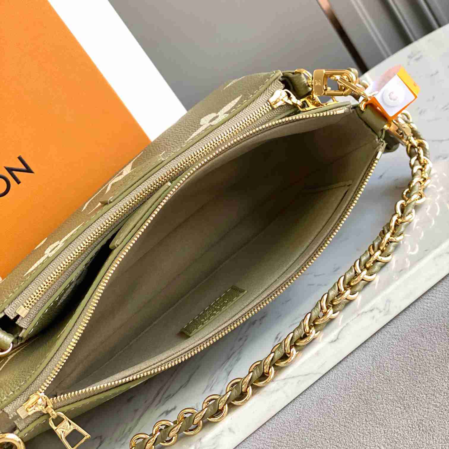 Louis Vuitton Multi Pochette Accessoires   (25-14.5-4.5cm) M22670 - DopestKickz