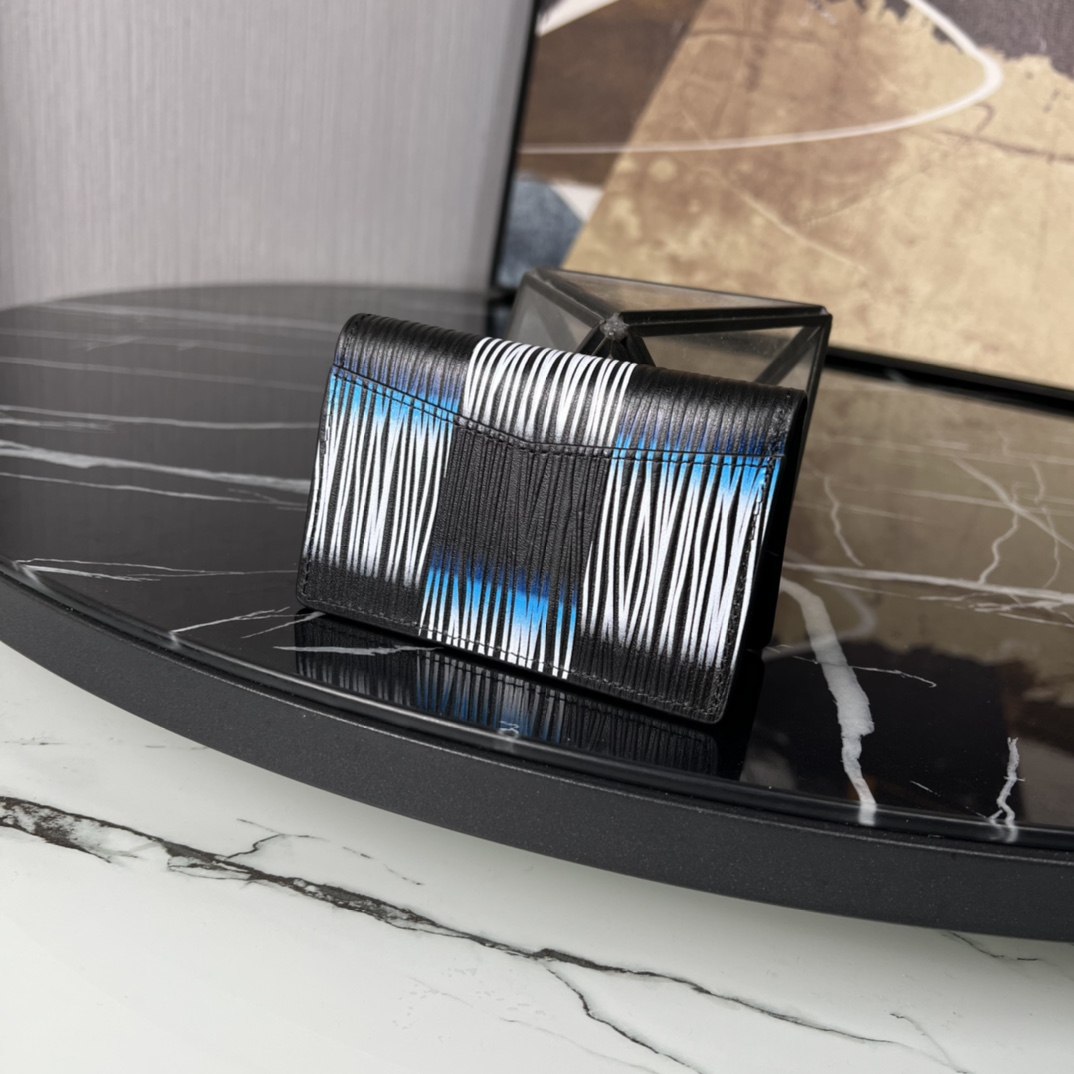 Louis Vuitton Pocket Organizer  M82822 - DopestKickz