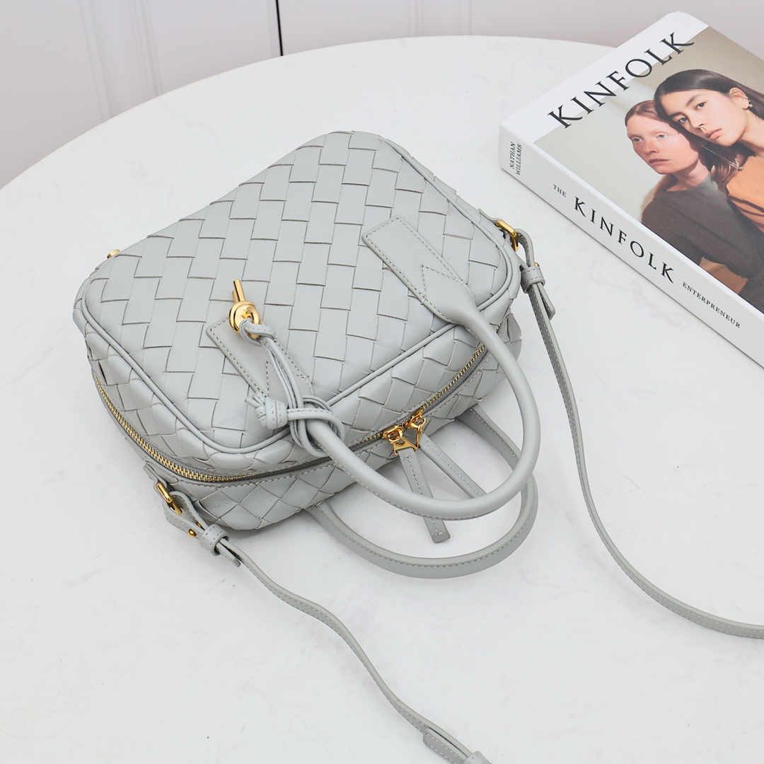 Bottega Veneta Small Getaway - DopestKickz