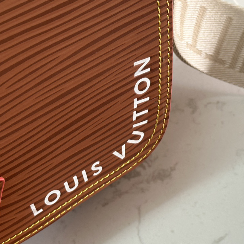 Louis Vuitton Montsouris Messenger   M23097 - DopestKickz