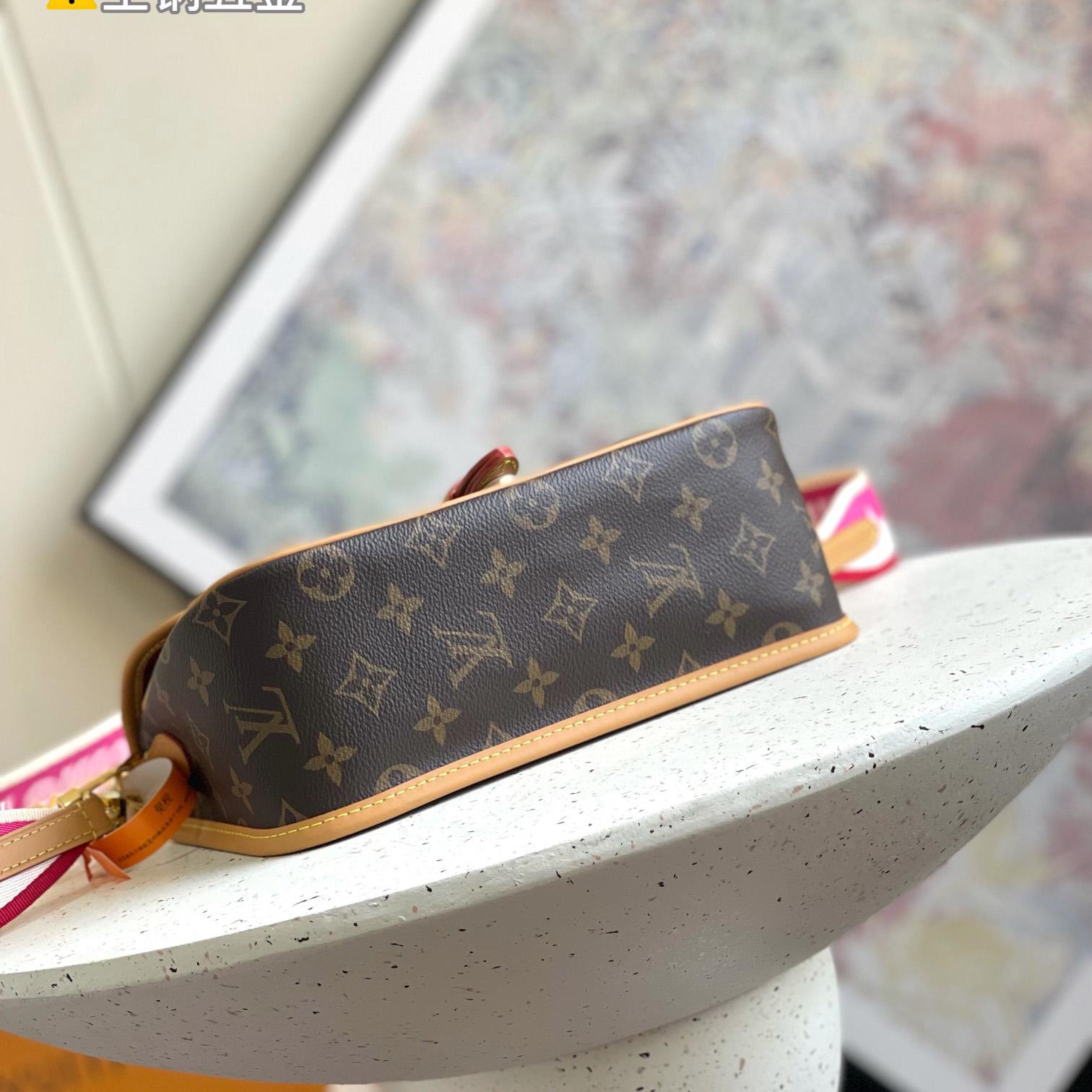 Louis Vuitton Diane    M46049 - DopestKickz