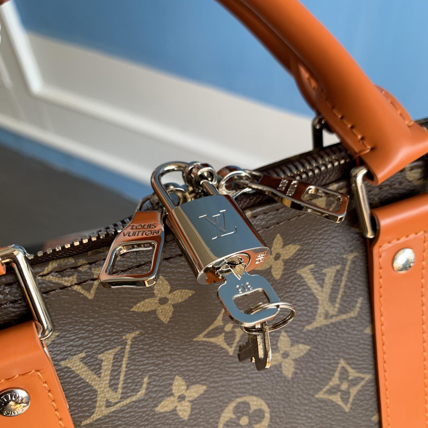 Louis Vuitton Keepall Bandoulière 50     M46770 - DopestKickz