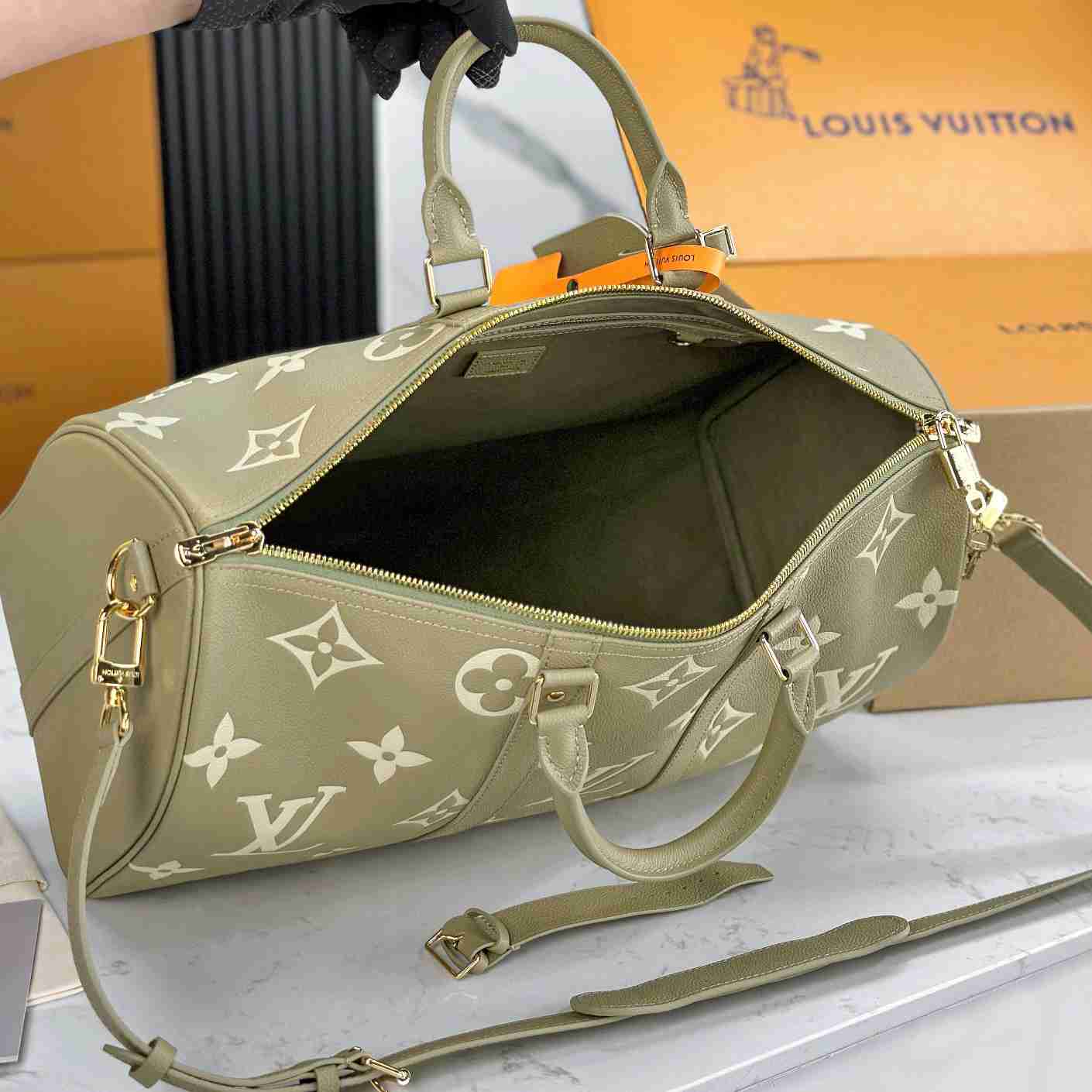 Louis Vuitton Keepall Bandoulière 45   M46671 - DopestKickz