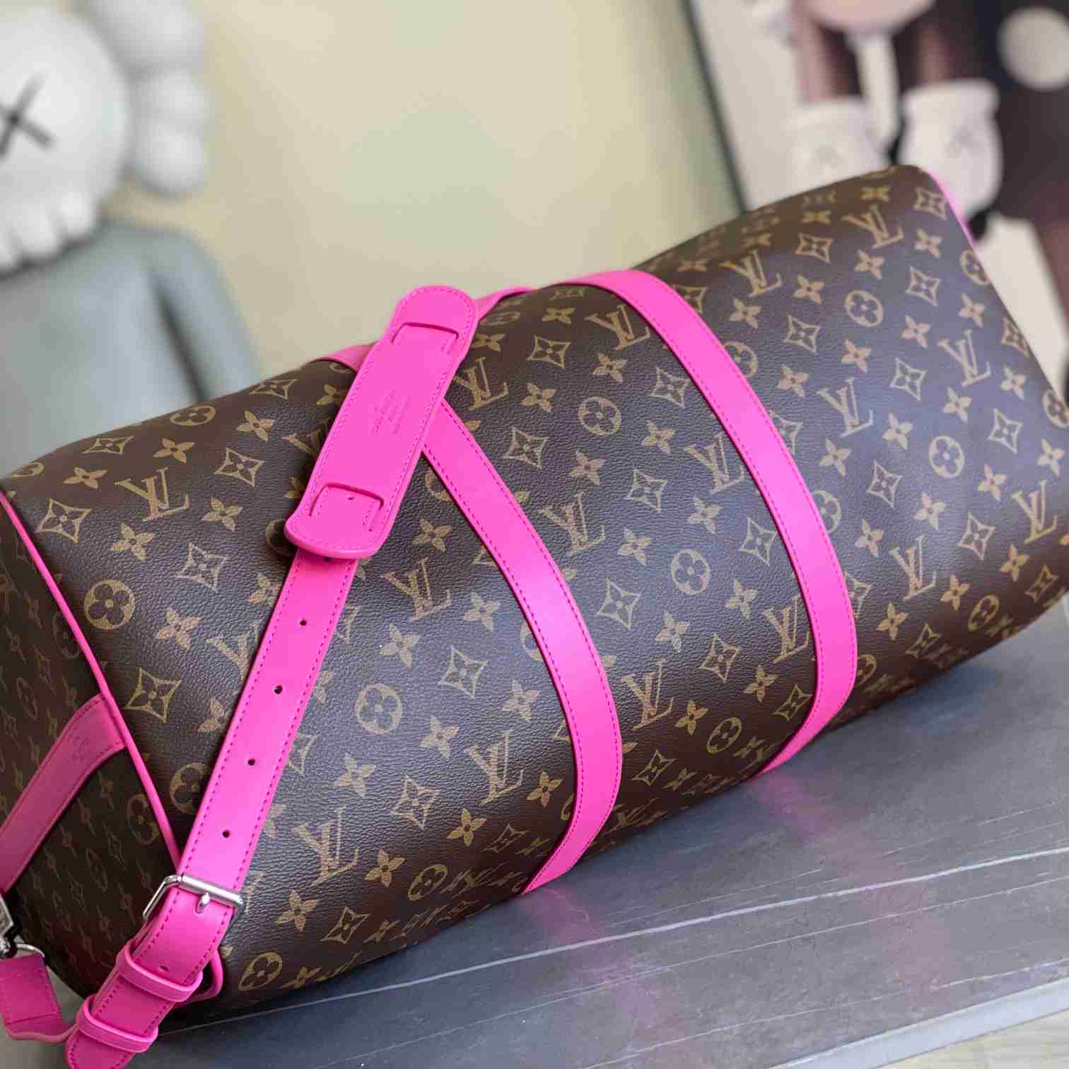 Louis Vuitton Keepall Bandoulière 50     M46773 - DopestKickz