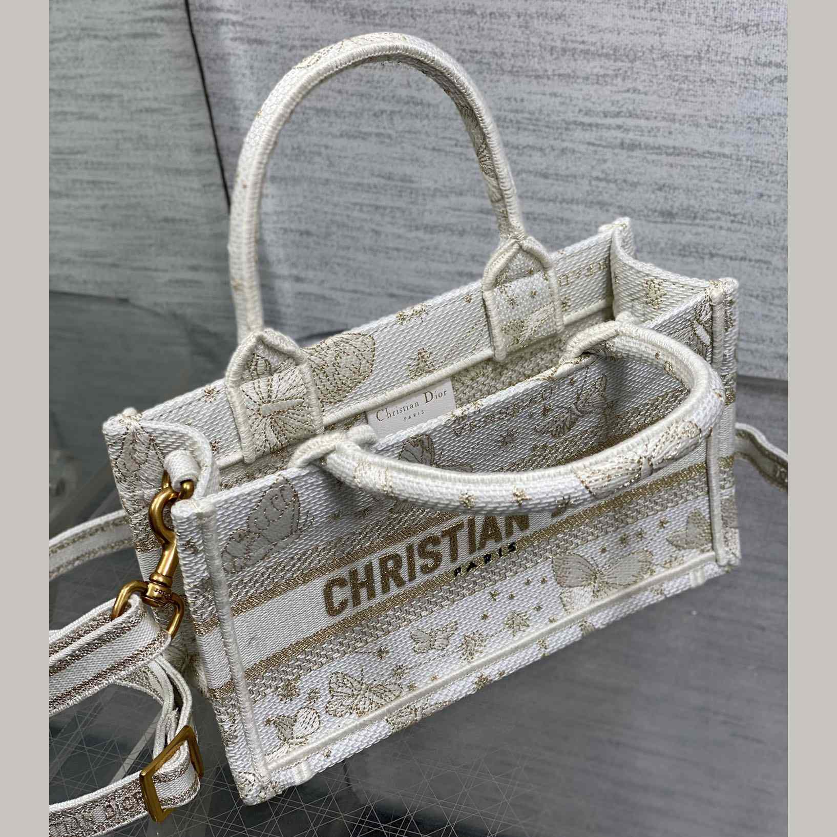 Dior Medium Lady D-Lite Bag - DopestKickz
