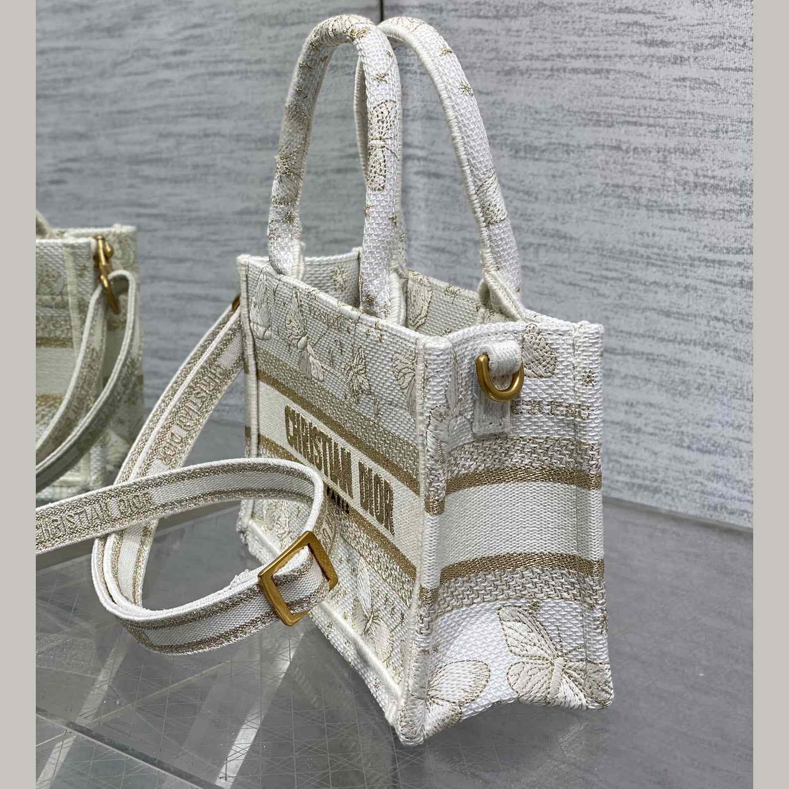 Dior Medium Lady D-Lite Bag - DopestKickz