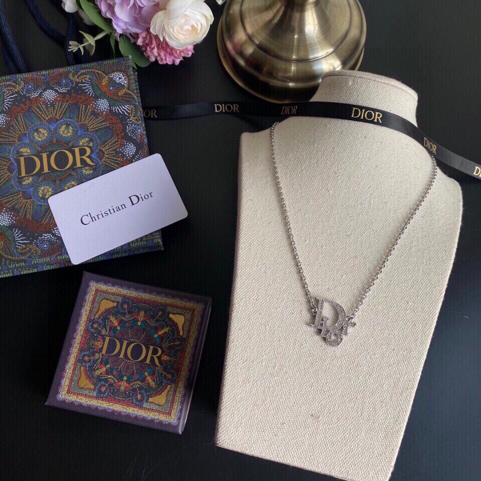 Dior Necklace - DopestKickz