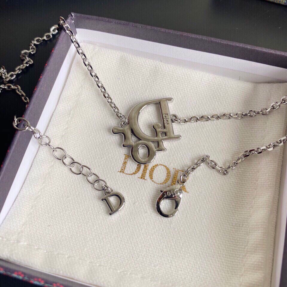 Dior Necklace - DopestKickz