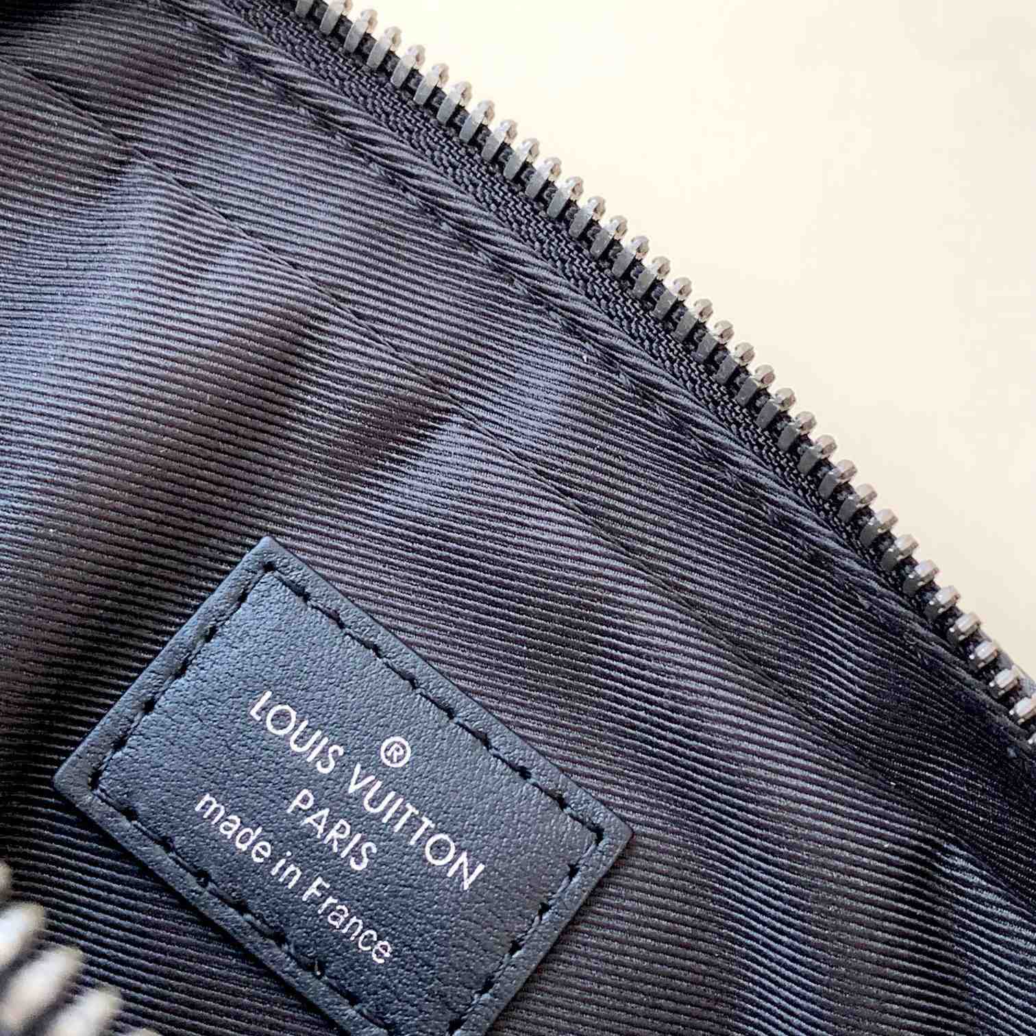 Louis Vuitton Nano Porte Documents Voyage   M82770 - DopestKickz