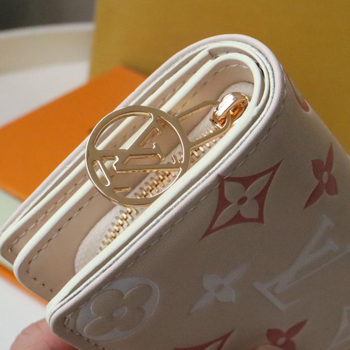 Louis Vuitton Lou Wallet   M82291 - DopestKickz