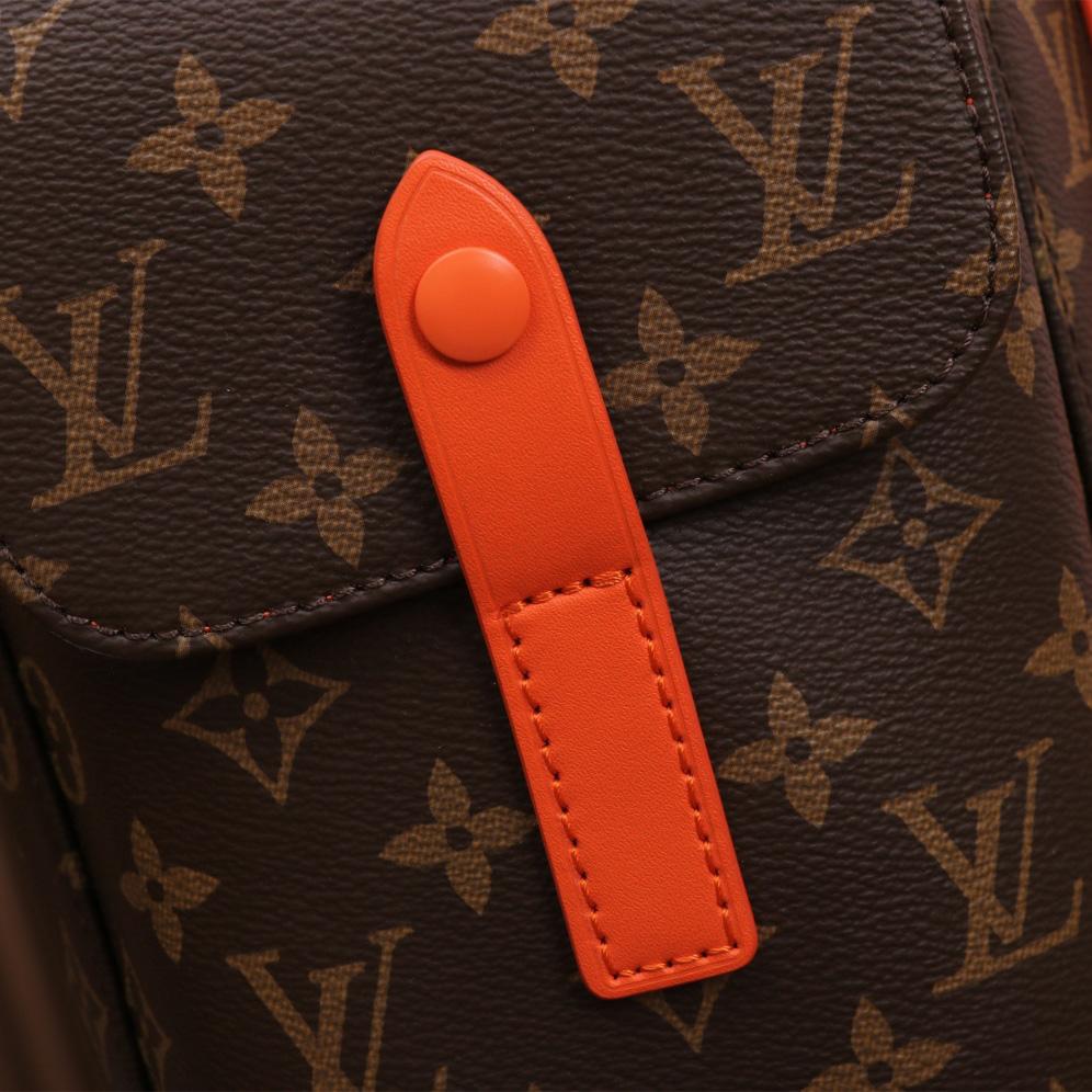 Louis Vuitton Christopher MM    M46814 - DopestKickz