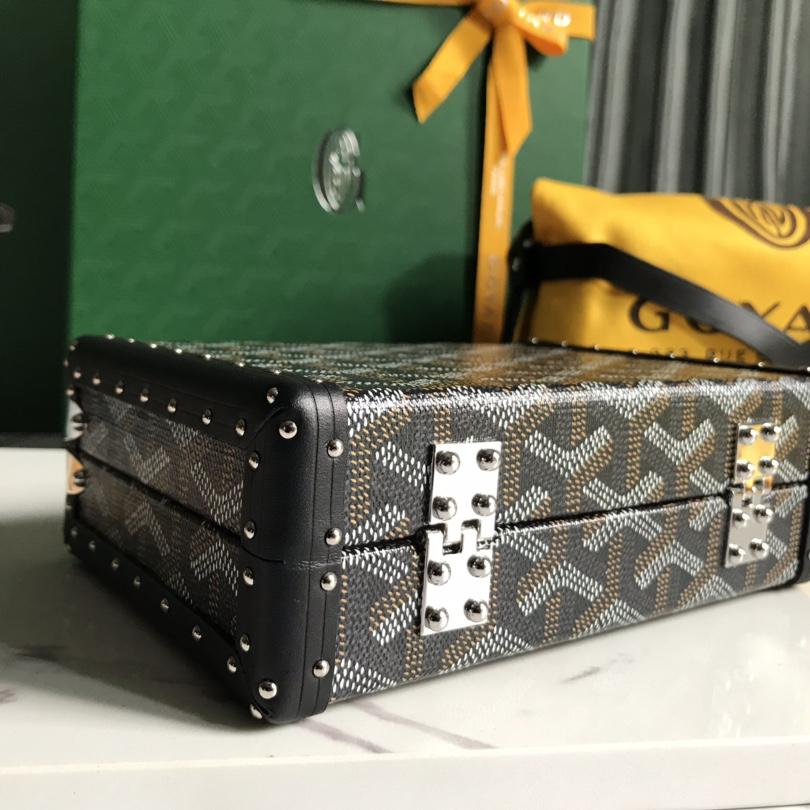 Goyard Minaudière Trunk Bag   - DopestKickz