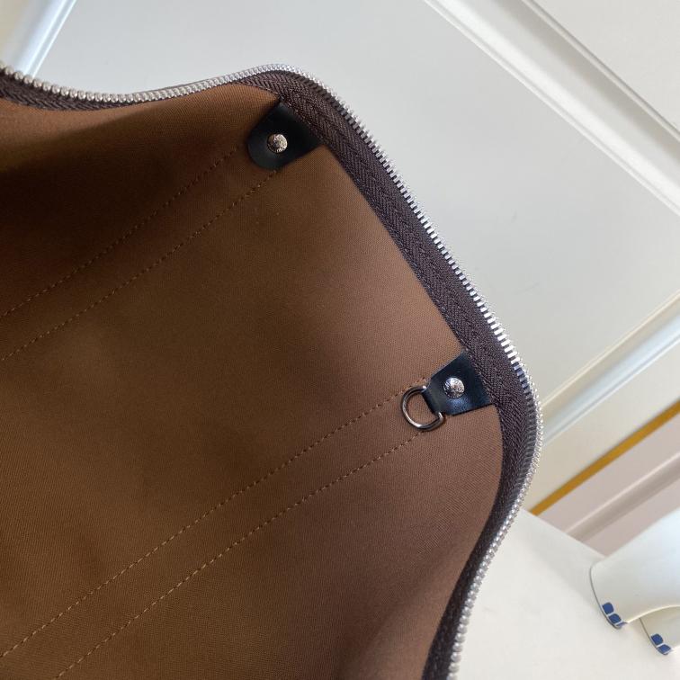 Louis Vuitton Keepall Bandouliere 55   M56714 - DopestKickz