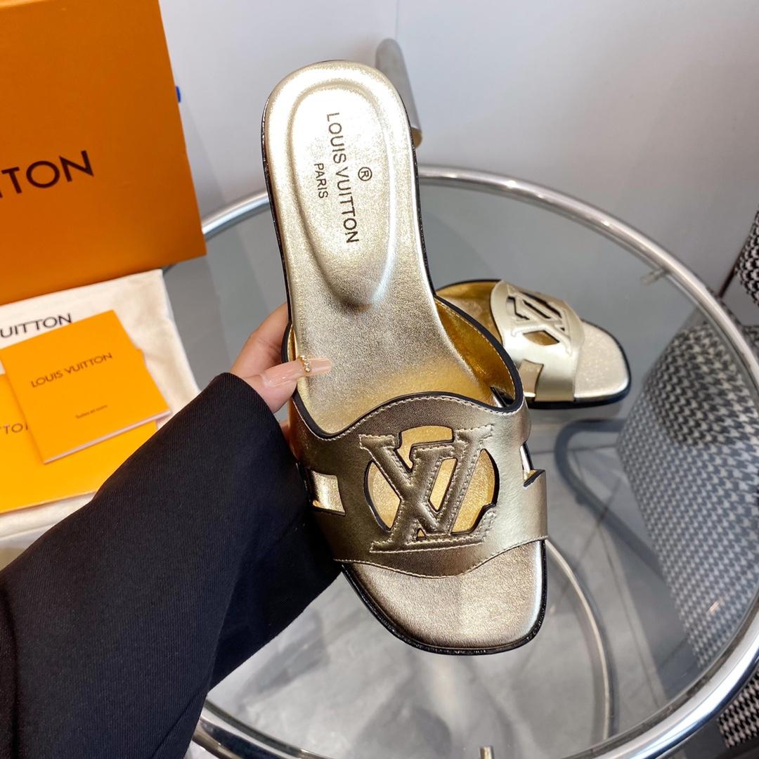 Louis Vuitton LV Isola Flat Mule    - DopestKickz
